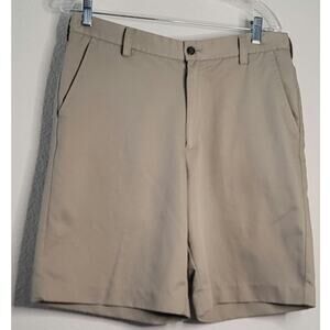 Izod Golf 32 Tan Beige Moisture Wick Swingfit Classic Fit Shorts 10.5" Inseam